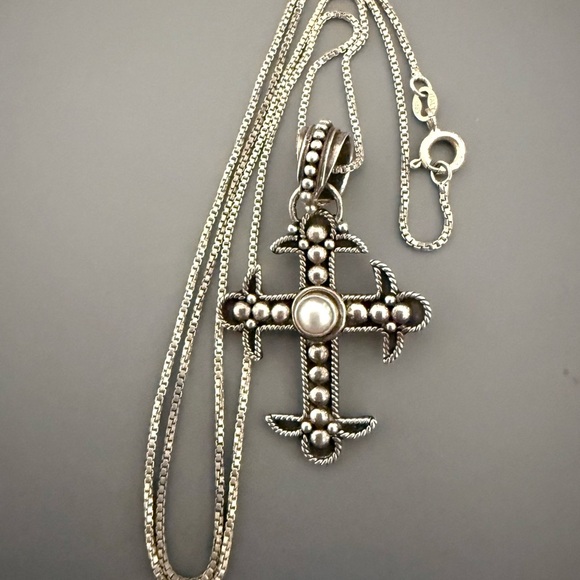 Suarti Bali BA Cross Sterling Silver Signed
Vintage Indonesia - Picture 3 of 4